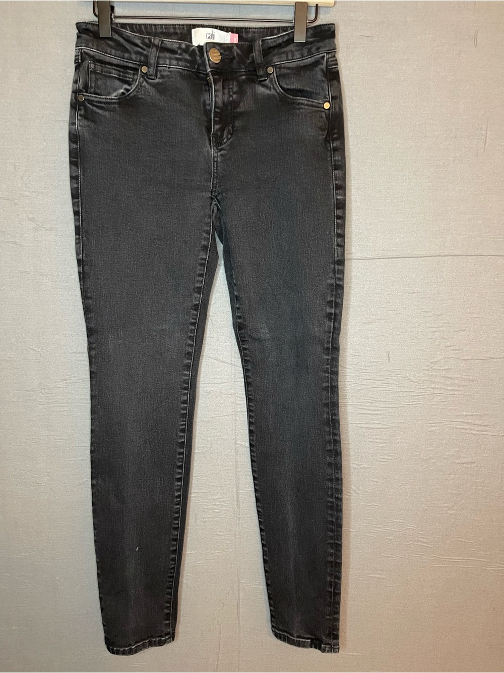 Cabi Women's Skinny Jeans Size 4 – Faded Black / Charcoal Stretch Denim